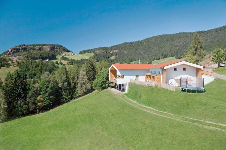 Apartamento para 6 personas, con Terraza además de Jardín y Sauna en Verano