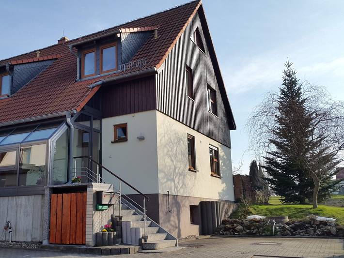 Ferienwohnung für 2 Personen, mit Balkon/Terrasse und Terrasse sowie Garten in Tharandt