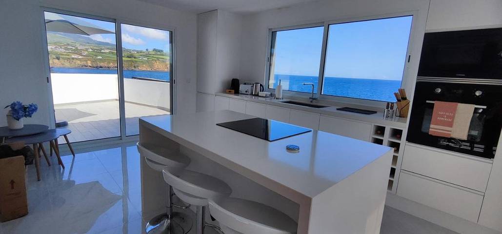 Casa de férias para 7 pessoas, com terraço e vista, com animais de estimação em Lagoa (Açores)