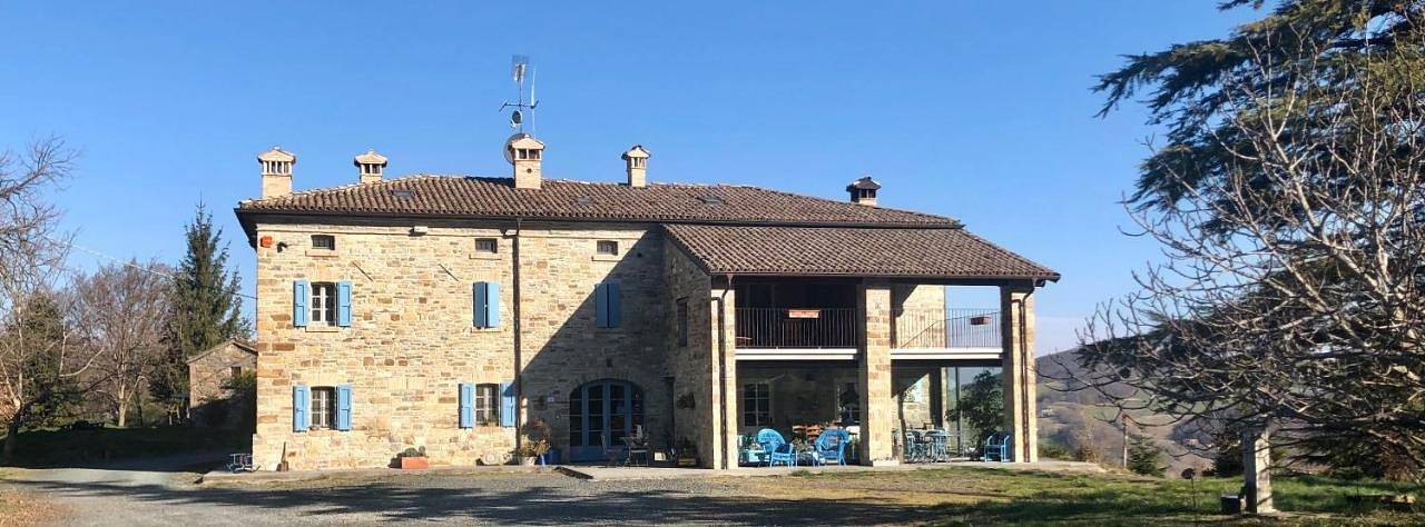 Location de vacances pour 4 personnes, avec vue et jardin à Calestano - 2
