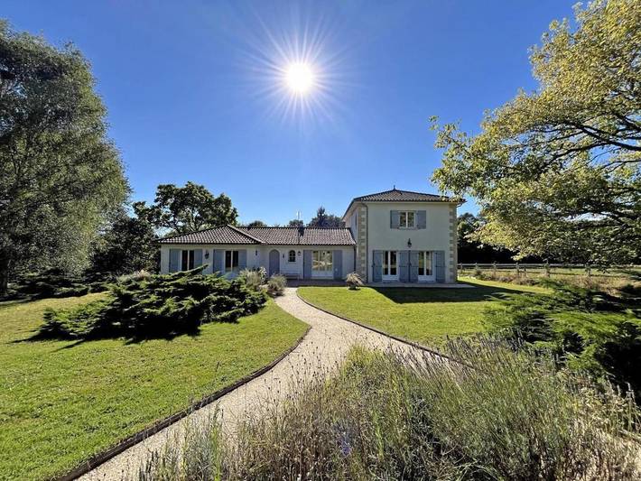 Maison de vacances pour 6 personnes, avec piscine et jardin