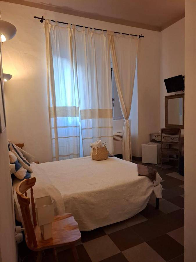 Maison d’hôte pour 3 personnes, avec vue à Bosa - 3