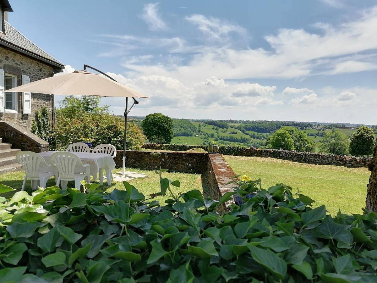 Gîte du Bosquet Pays de Salers Cantal in Sainte-Eulalie (Cantal), Région de Mauriac