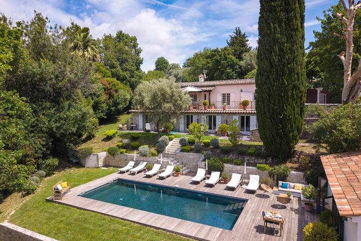 Maison d’hôte pour 2 personnes, avec terrasse et jardin ainsi que vue et piscine à Saint-Paul-de-Vence - 3