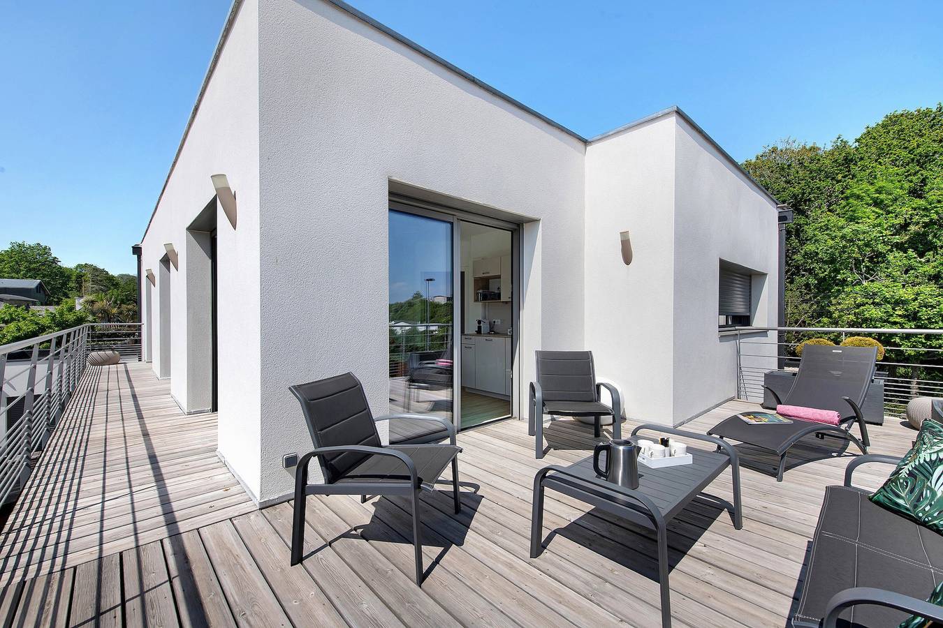 Casa Holen - Habitación Melen, terraza compartida con vistas a la playa y Wi-Fi in Plougonvelin, Región de Brest