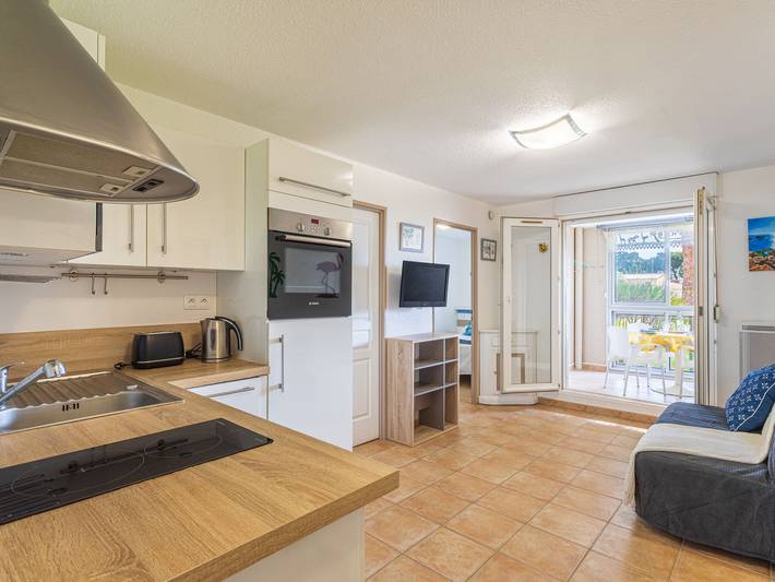 Gîte pour 6 personnes, avec balcon dans Plage Miramar - 3