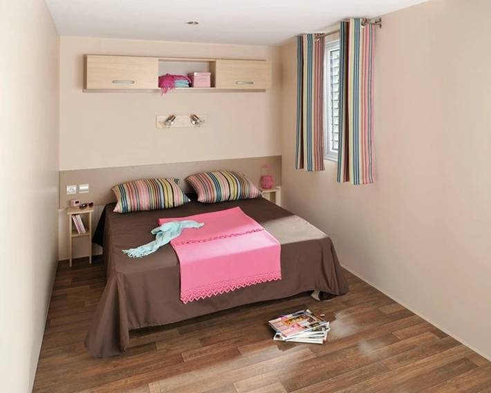 Mobil home pour 5 personnes, avec bassin pour enfant dans Plage des Chardons - 4
