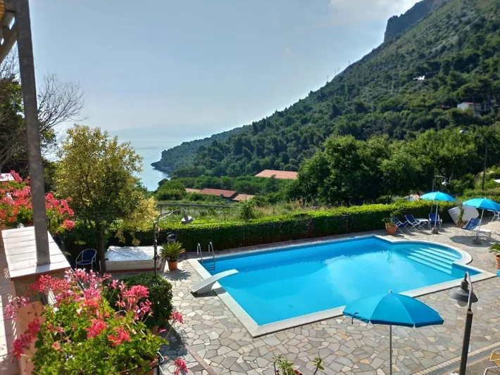 Bed and Breakfast für 2 Personen, mit Garten und Pool sowie Whirlpool - 1