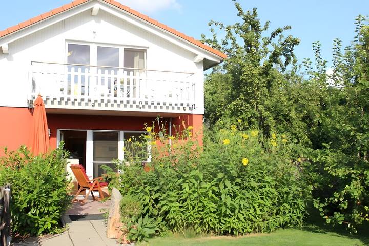 Ferienhaus für 6 Personen, mit Balkon und Garten sowie Sauna in Oberuckersee