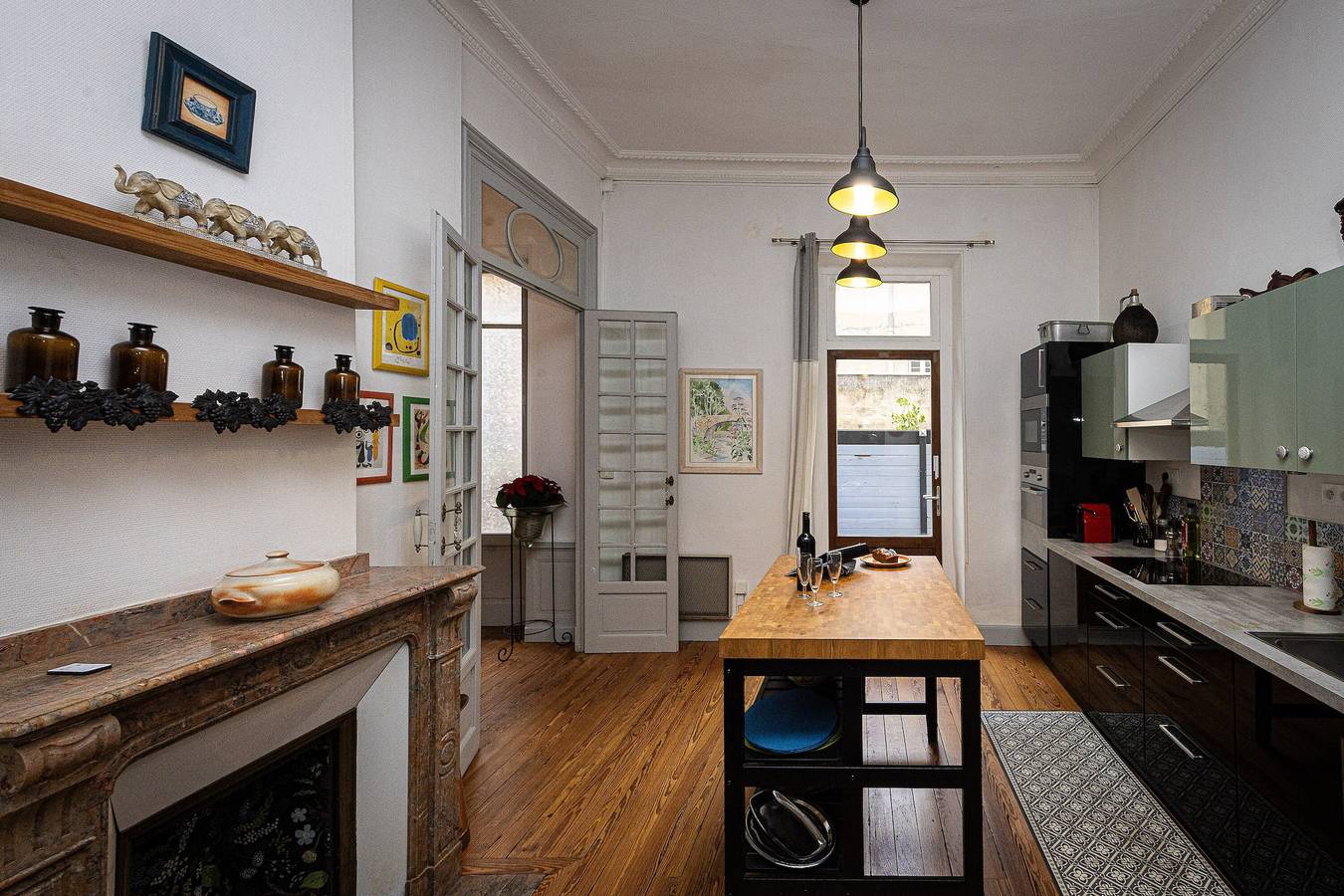 Ganze Wohnung, Apartment 'Place Alegria' mit privater Terrasse, Wlan und Klimaanlage in Carcassonne, Carcassonne und Umgebung