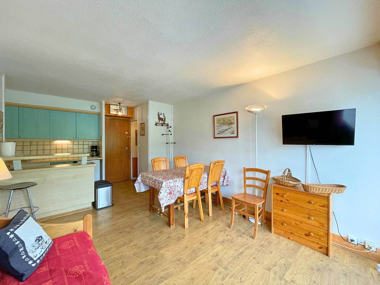 Apartamento entero, Apartamento en Les Belleville para 5 personas, a pie de pistas con balcón y Wi-Fi in Les Menuires, Saint-Martin-de-Belleville