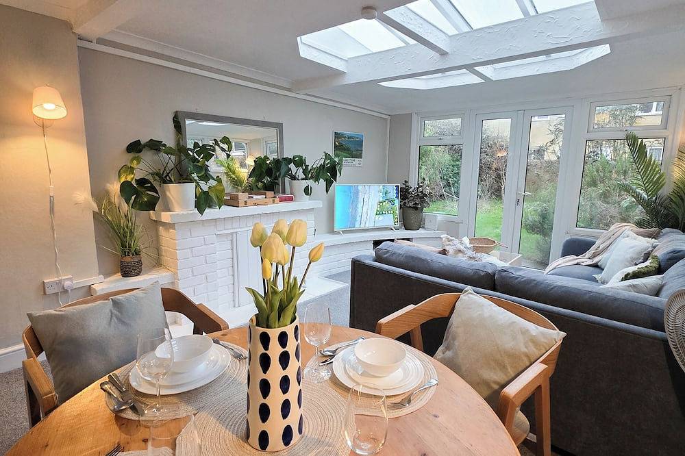 Apartment for 4 People in Folkestone, Kent Downs