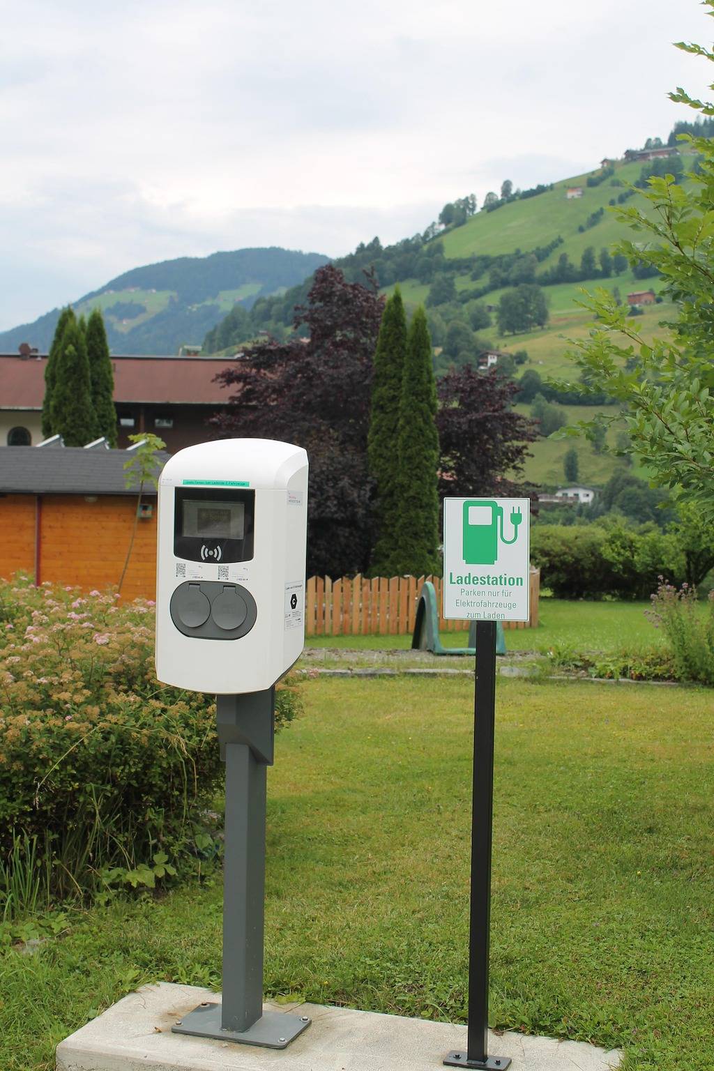 Dz Bregenz od. Eisenstadt in Hopfgarten im Brixental, Kaisergebirge