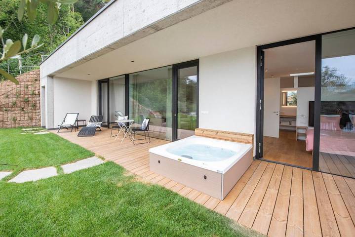 Ferienwohnung für 4 Personen, mit Ausblick und Sauna sowie Garten - 1