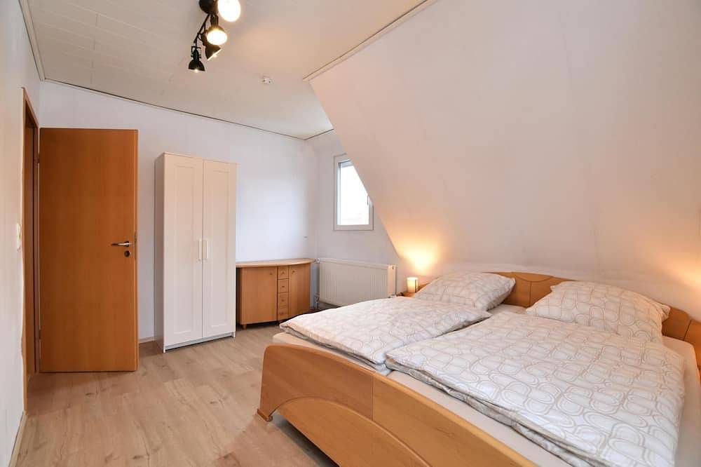 Apartamento inteiro, Holiday apartment with balcony in Weserbergland in Emmerthal, Weser Hills