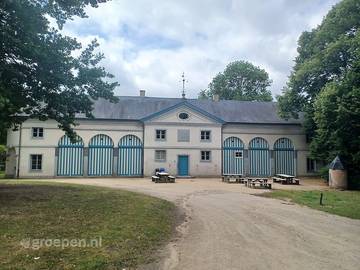 Ferienhaus für 44 Personen, mit Balkon/Terrasse und Terrasse in Belgien