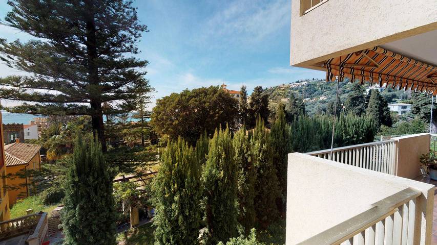 Gîte pour 4 personnes, avec balcon à Menton - 2