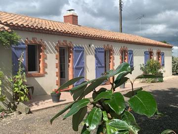 Gîte pour 6 personnes, avec jardin et terrasse à Challans