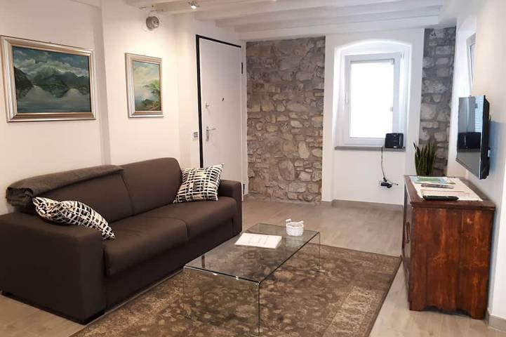 Gîte pour 4 personnes, avec balcon à Monte Isola