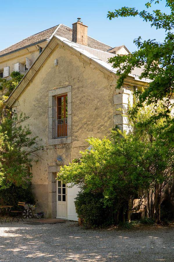 Location de vacances pour 6 personnes, avec piscine et jardin à Lempaut - 3