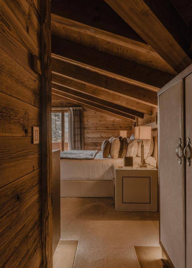 Hôtel pour 2 personnes, avec sauna et vue ainsi que piscine et jardin, animaux acceptés dans Gstaad - 3