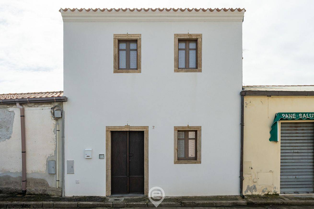 Maria Grazia's Holiday Home in Massama, Oristano