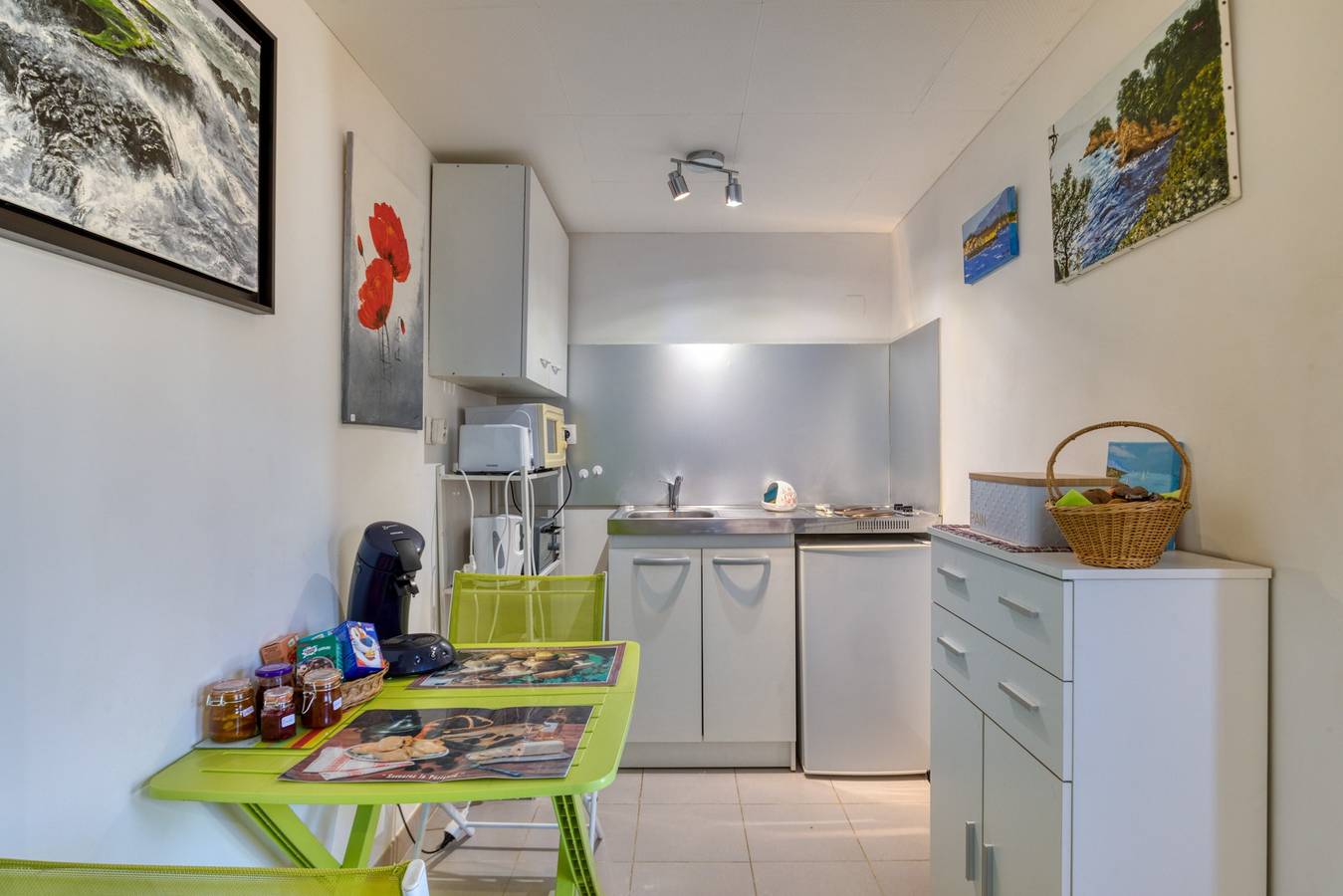 Ganze Wohnung, Mediterranes Flair in Frontignan – Apartment mit Gartenblick in Frontignan, Mittelmeerküste (Frankreich)