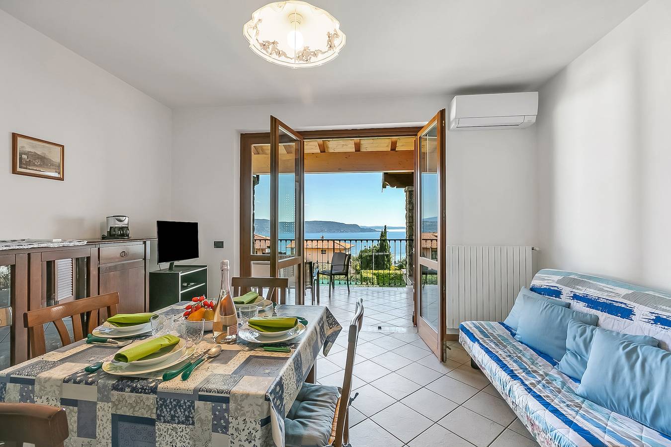 Apartamento entero, Julia's House lakeview & shared pool in Maderno, Toscolano-Maderno
