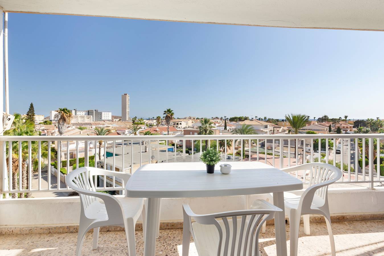 Appartement entier, Appartement 'Bahía Mar' avec vue sur la mer, terrasse privée et Wi-Fi in Puerto de Mazarrón, Mazarrón