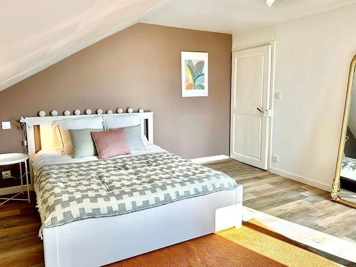 Gîte pour 7 personnes, avec vue et vue sur le lac, animaux acceptés à Orcier - 4