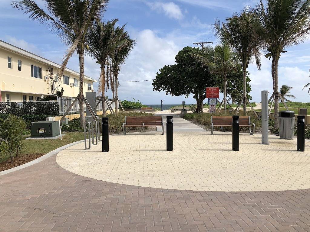 Beeindruckend! Beach House nur wenige Schritte vom Meer entfernt in Pompano Beach, Broward County