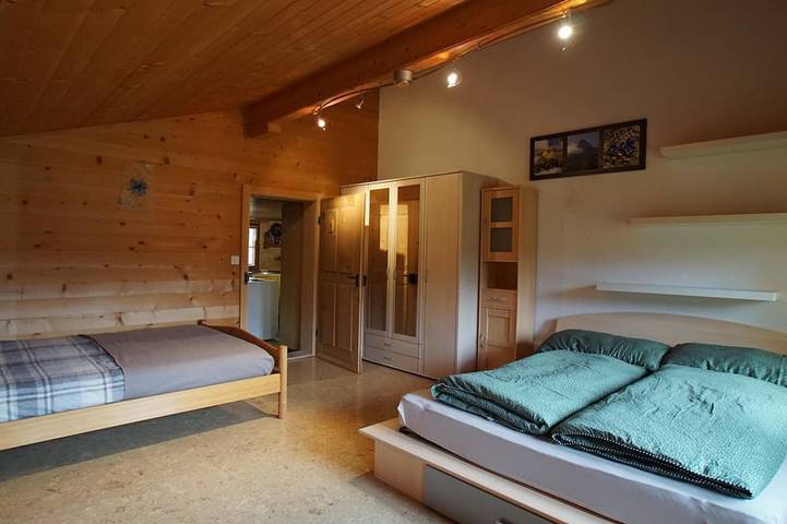 Ganze Wohnung, Ferienwohnung Haltenboden Appartement/Fewo, Bad, Wc, 2 Schlafräume 3-Bettwohnung in Reidenbach, Boltigen
