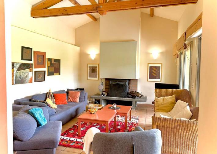 Location de vacances pour 8 personnes, avec vue ainsi que piscine et jardin à Estadens - 3