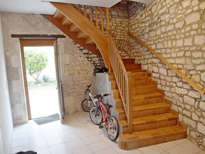 Charmantes Ferienhaus in Pouilly-sur-Loire mit Klimaanlage und Parkplatz in Pouilly-sur-Loire, Loire-Tal