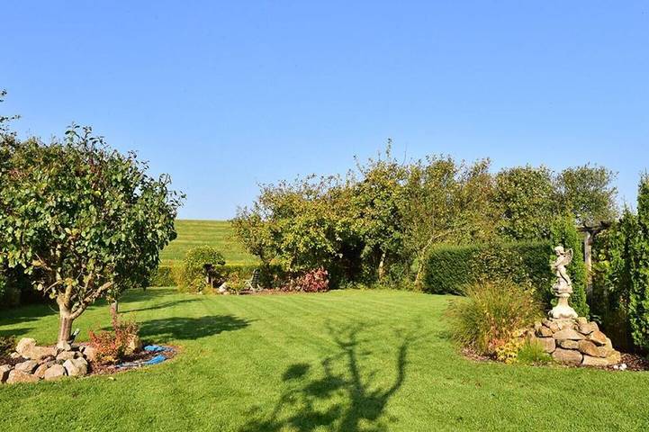 Ferienhaus für 5 Personen, mit Garten und Terrasse sowie Whirlpool in Harlesiel
