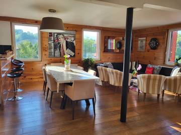 Gîte pour 8 personnes, avec balcon à Mont-Saxonnex