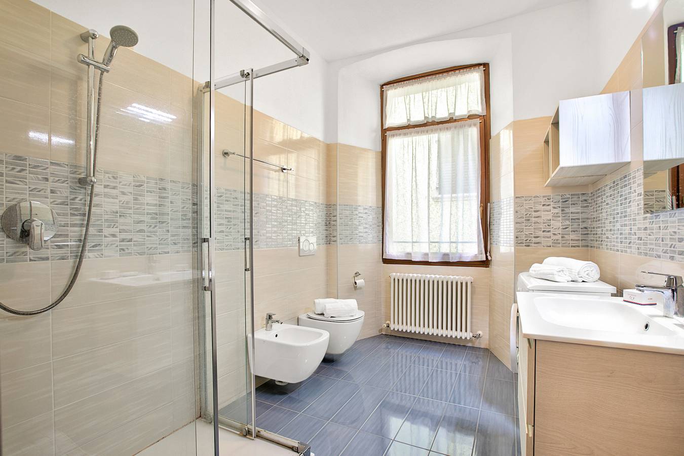 Geheel appartement, Riva Nest in Riva del Garda, Garda Bergen