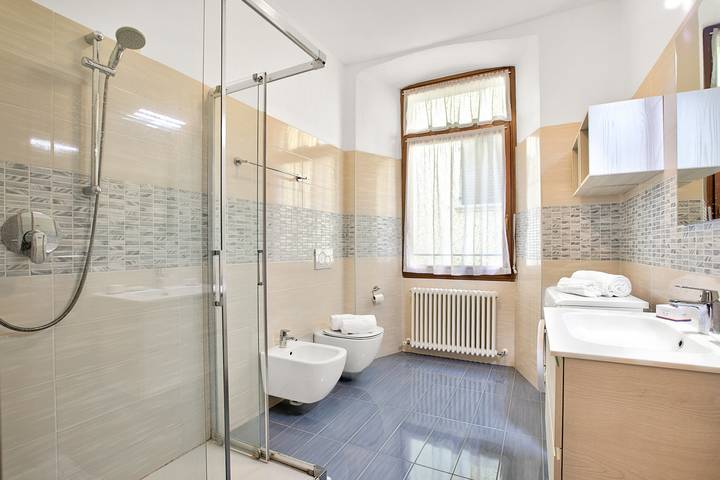Apartamento entero, Riva Nest in Riva del Garda, Montañas Garda