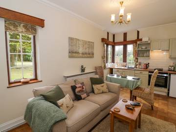 Cottage for 2 People in Salwarpe, Worcestershire, Photo 3