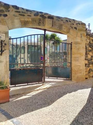 Gîte pour 4 personnes, avec terrasse et jardin, animaux acceptés à Caux