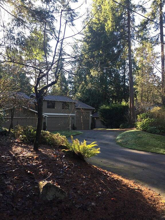 Weinland Hollywood-Hügel-Haus auf privater Fahrt in Woodinville in Mount Baker-Snoqualmie Nationalwald