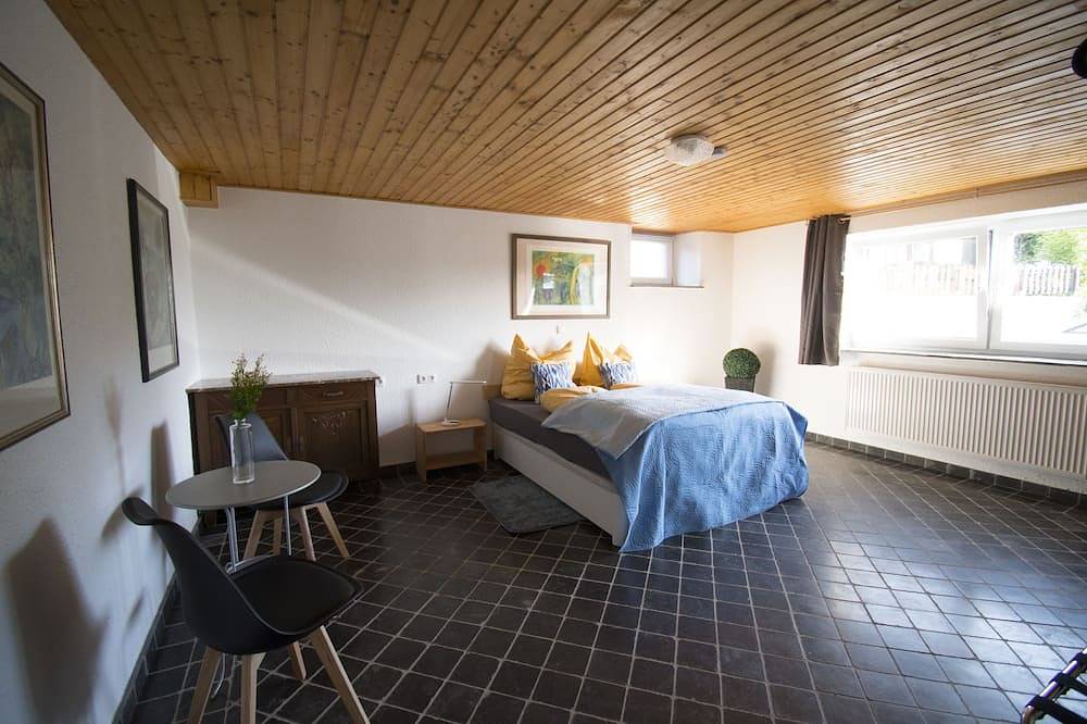 Ganze Wohnung, Ferienwohnung für 2 Personen mit direktem Zugang in Auw bei Prüm, Naturpark Hohes Venn-Eifel