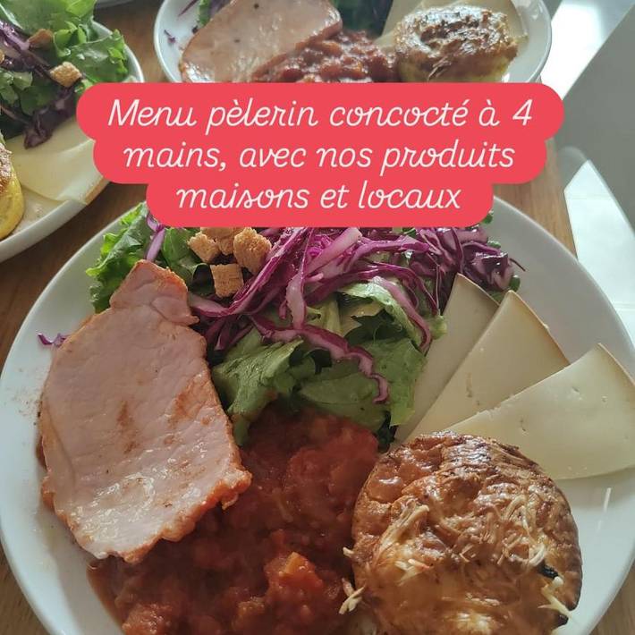 Location de vacances pour 2 personnes, avec terrasse ainsi que vue et jardin à Aroue-Ithorots-Olhaïby - 3