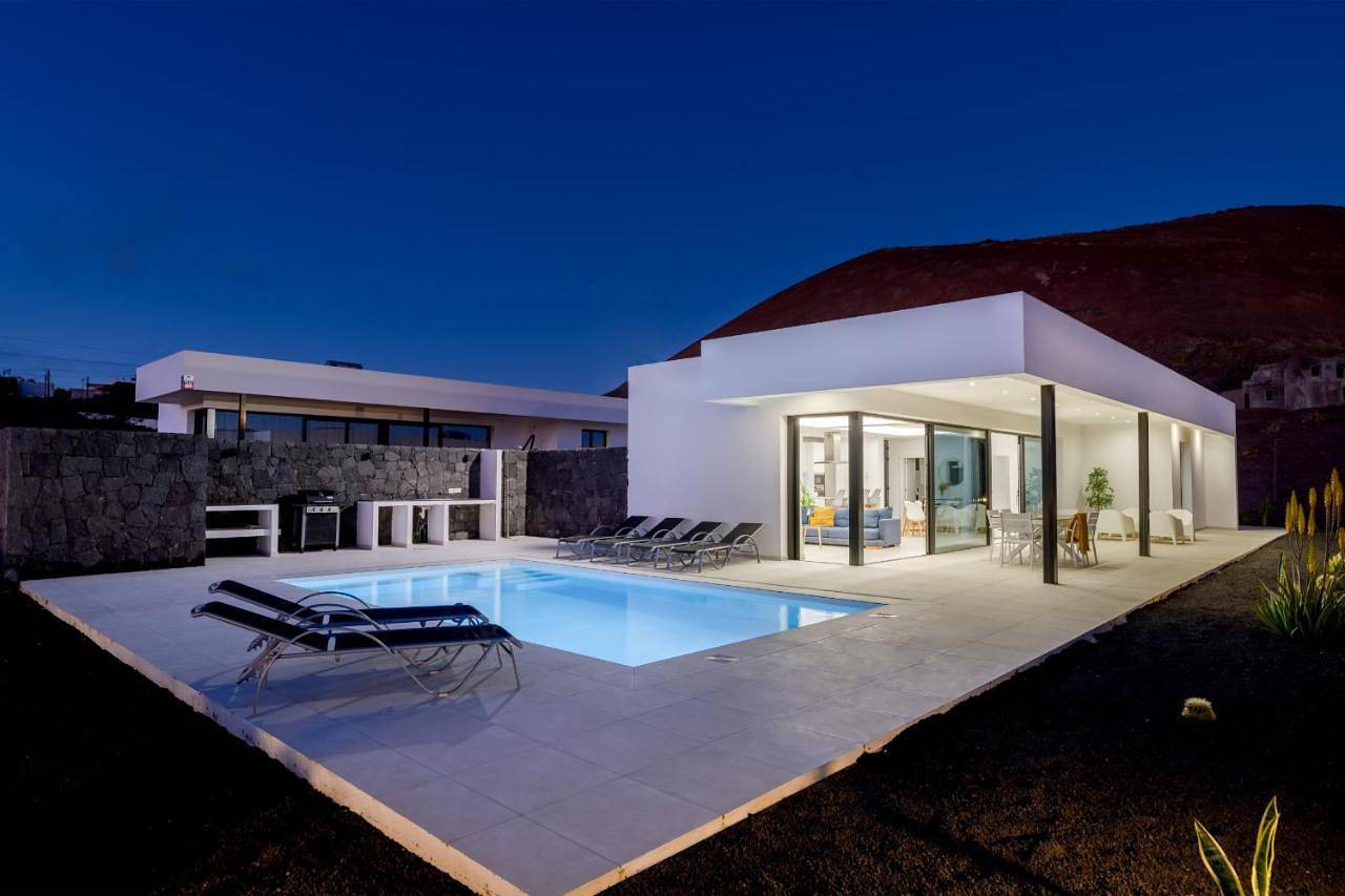 Villa Ainara in Conil, Tías