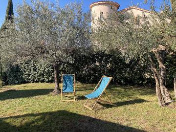 Gîte pour 2 personnes, avec jardin et terrasse à Draguignan