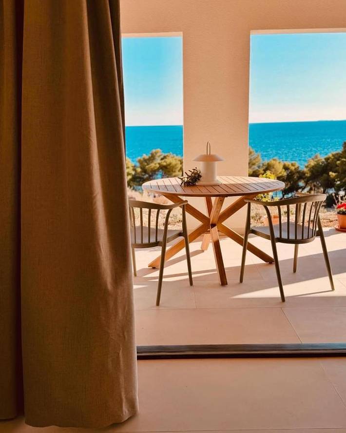 Chambre d’hôte pour 2 personnes, avec Terrasse ainsi que Piscine et Vue dans Hvar
