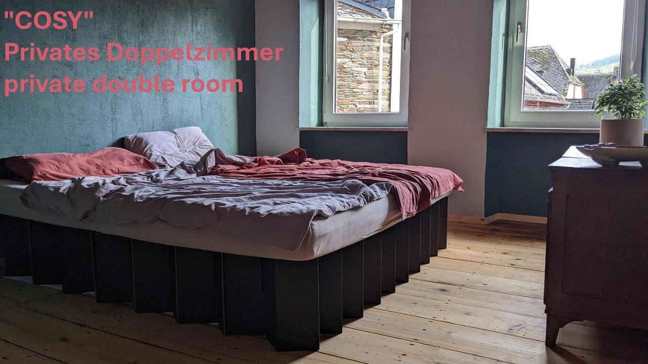Basic Triple Room with Shared Bathroom in Traben-Trarbach, Région de Bernkastel-Kues