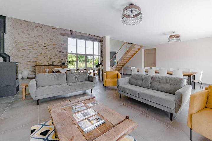 Gîte pour 12 personnes, avec jardin ainsi que terrasse et piscine, animaux acceptés dans Haute-Vienne - 4