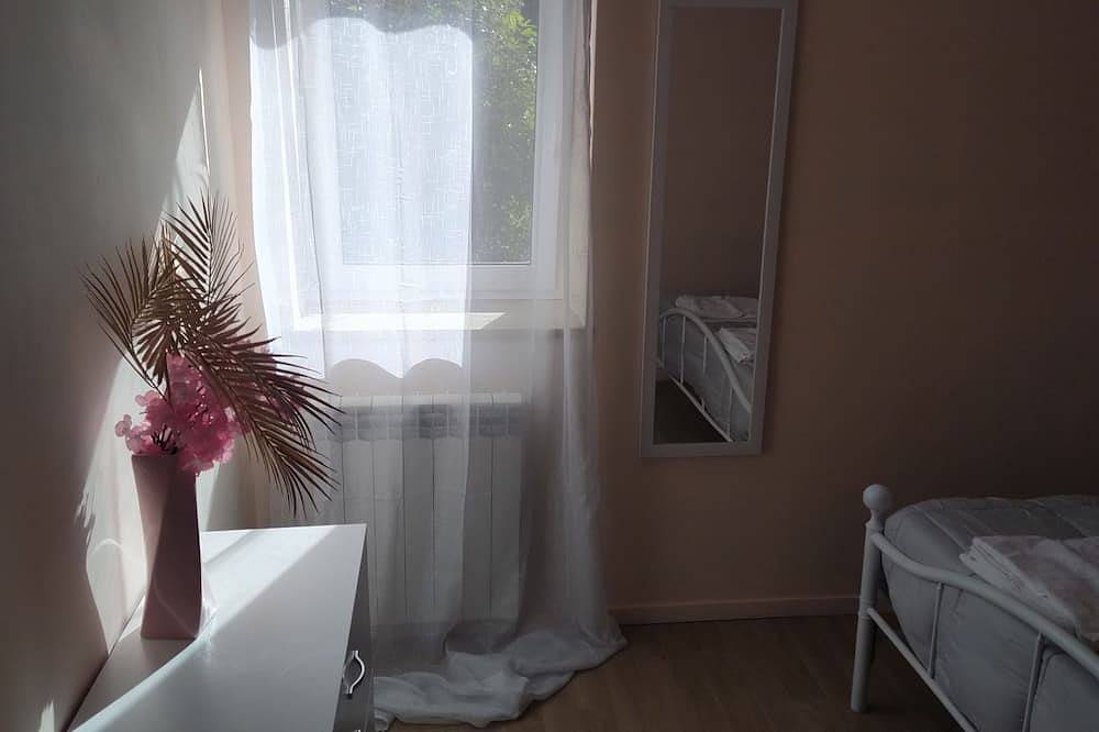 Entire apartment, Little House in Bracciano, Lake Bracciano