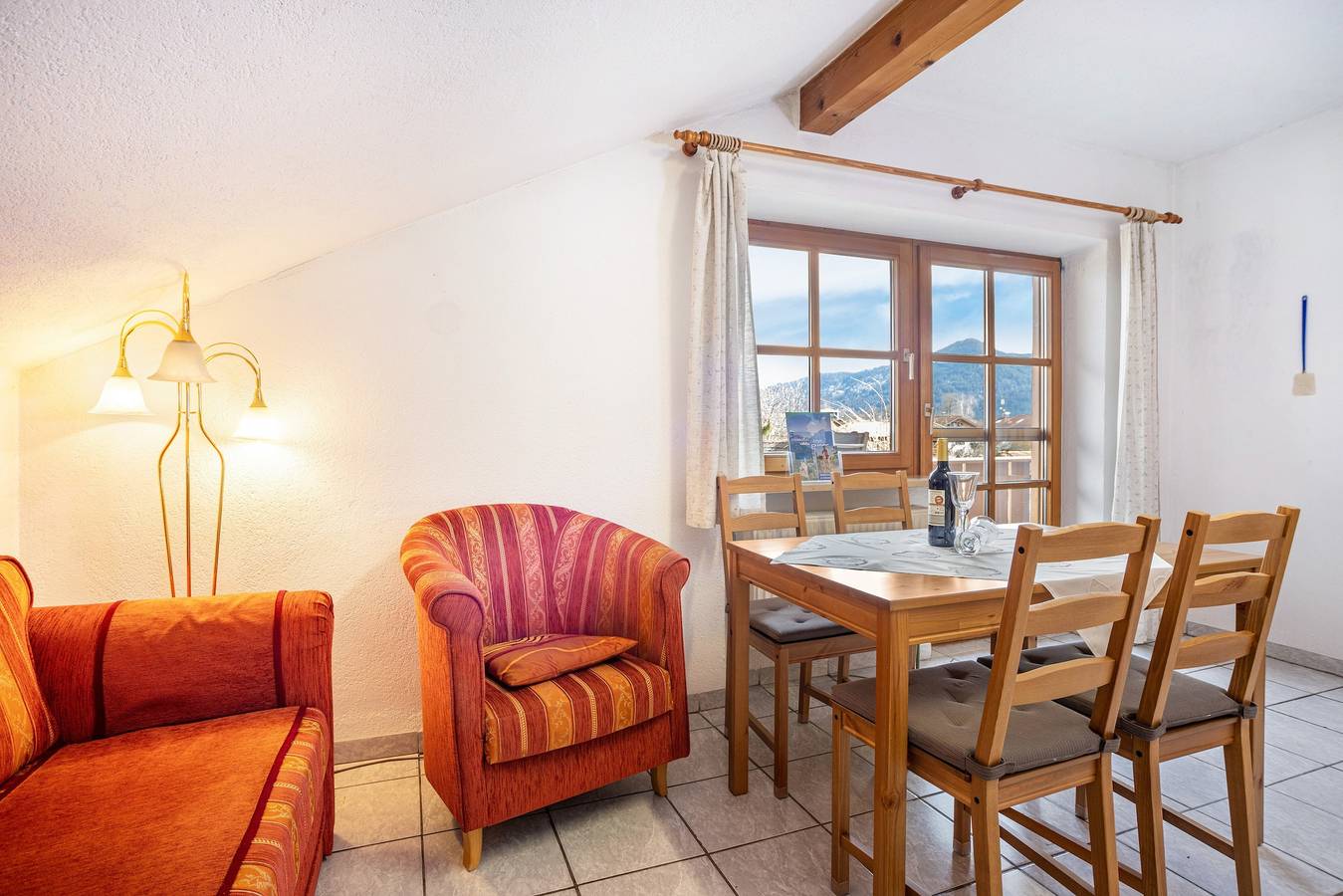 Appartamento intero, Appartamento 'Blitz' con terrazza condivisa, giardino condiviso e Wi-Fi in Neuschwanstein, Schwangau